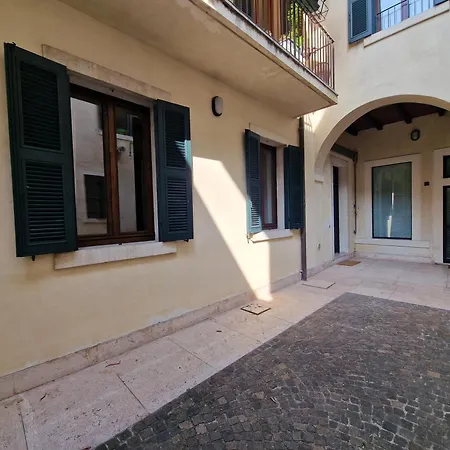 Anastasia - Piazza Erbe Center 아파트 *