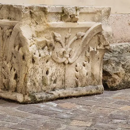 Anastasia - Piazza Erbe Center * 베로나